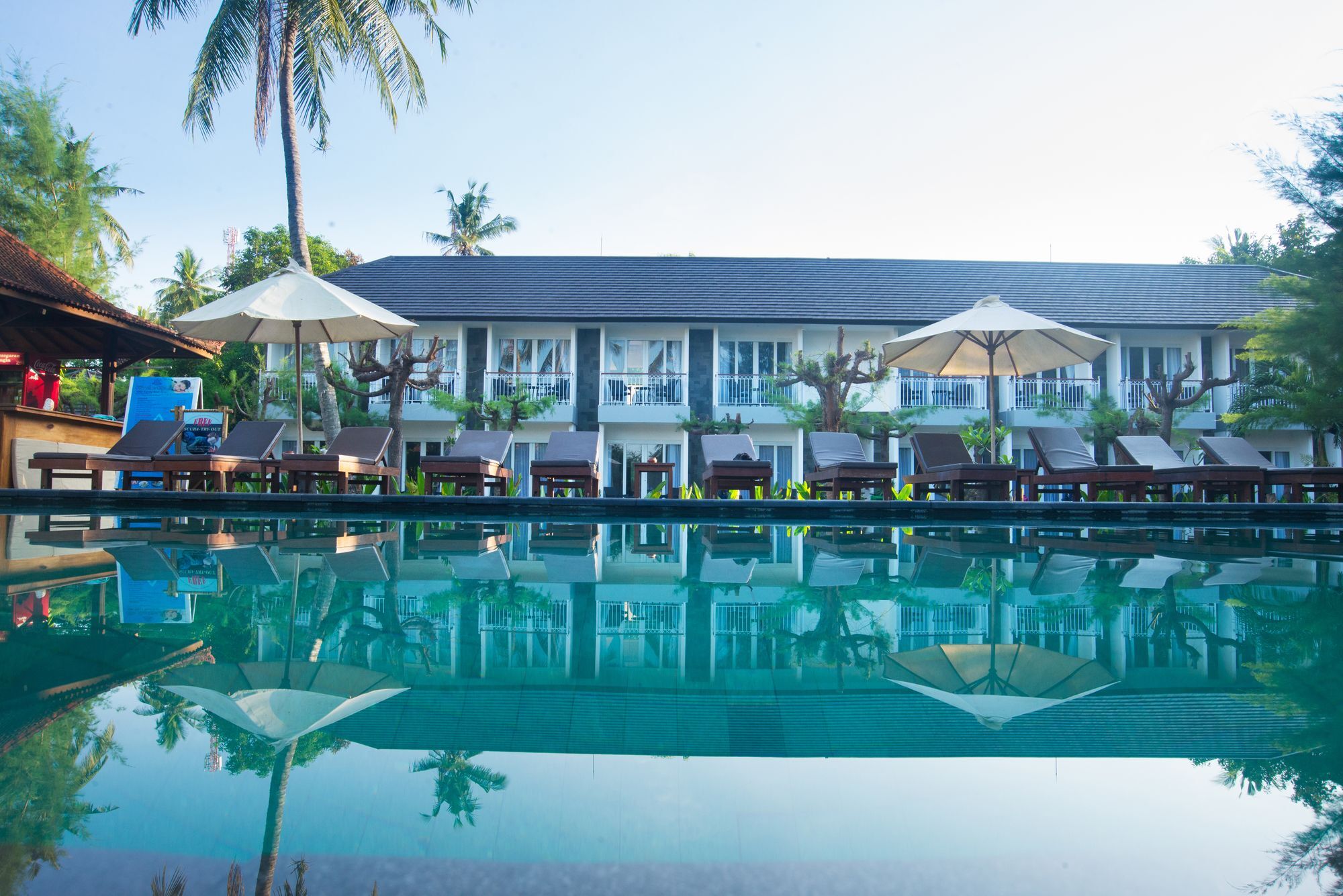 Royal Regantris Villa Karang Gili Air Luaran gambar