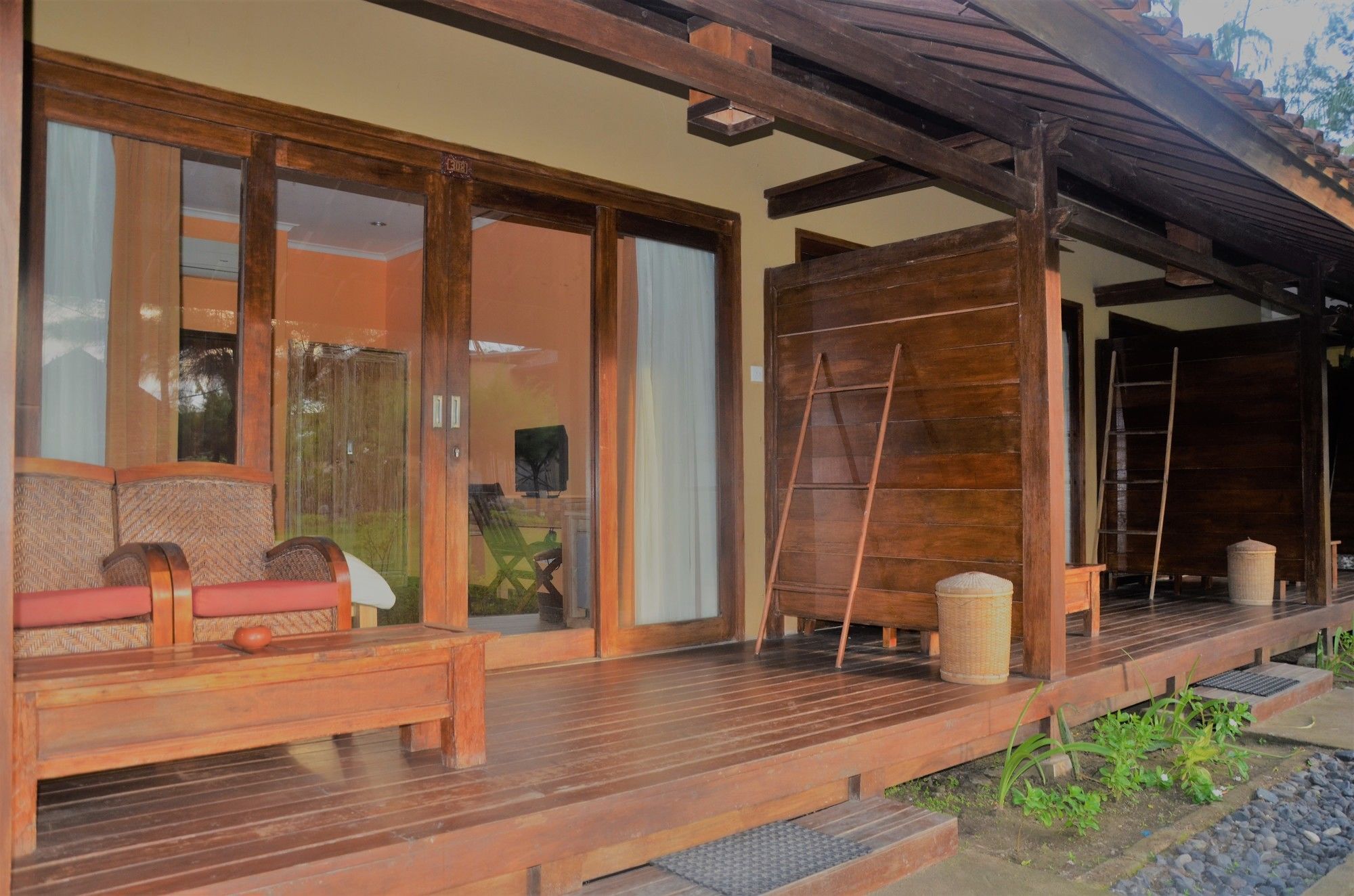 Royal Regantris Villa Karang Gili Air Luaran gambar